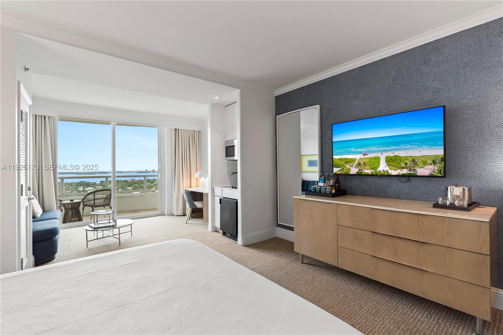 FONTAINEBLEAU II CONDO - Residential