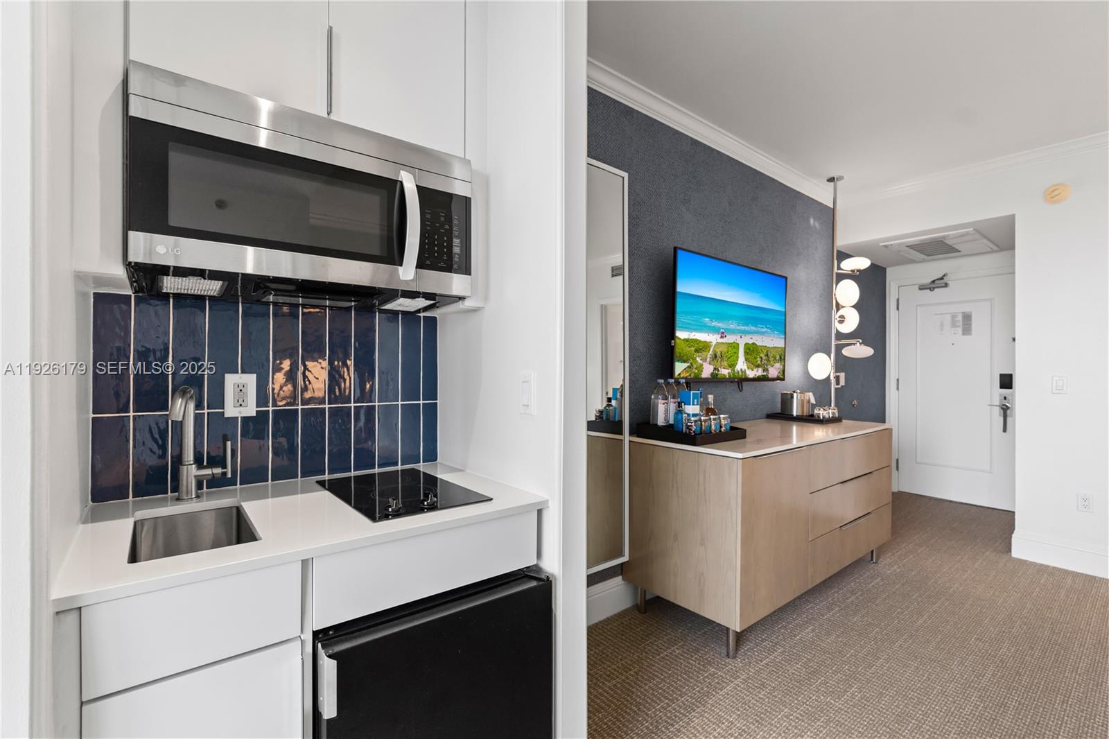 FONTAINEBLEAU II CONDO - Residential