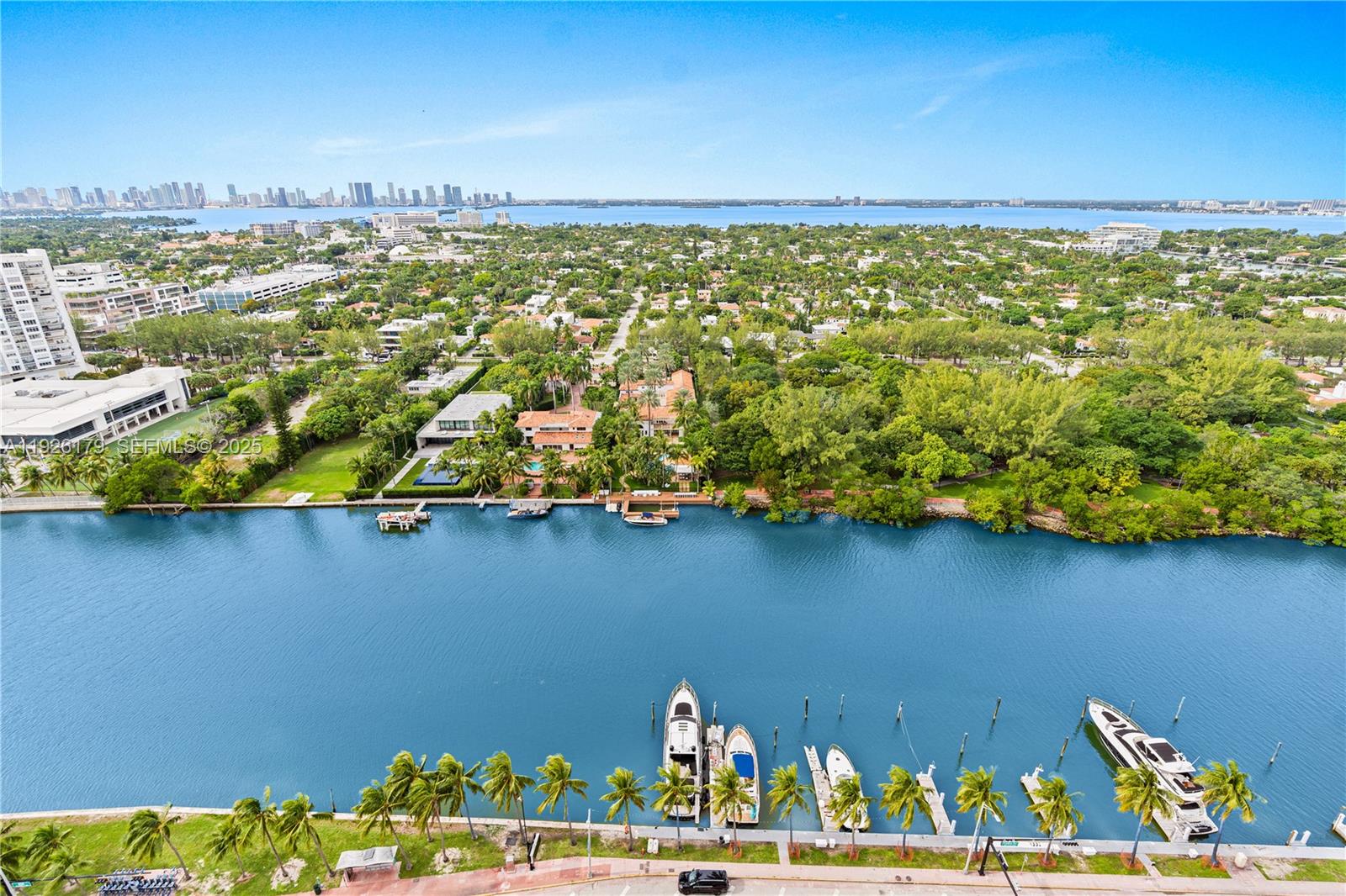 FONTAINEBLEAU II CONDO - Residential