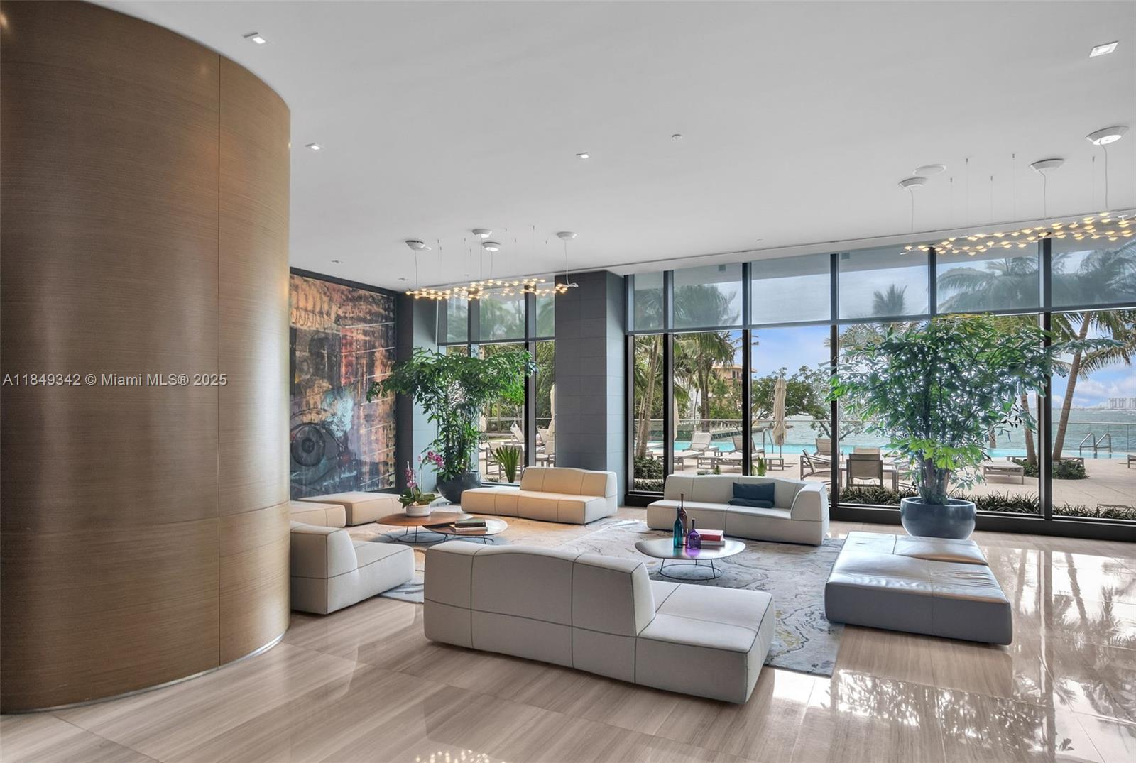 ICON BAY CONDO - Residential Lease