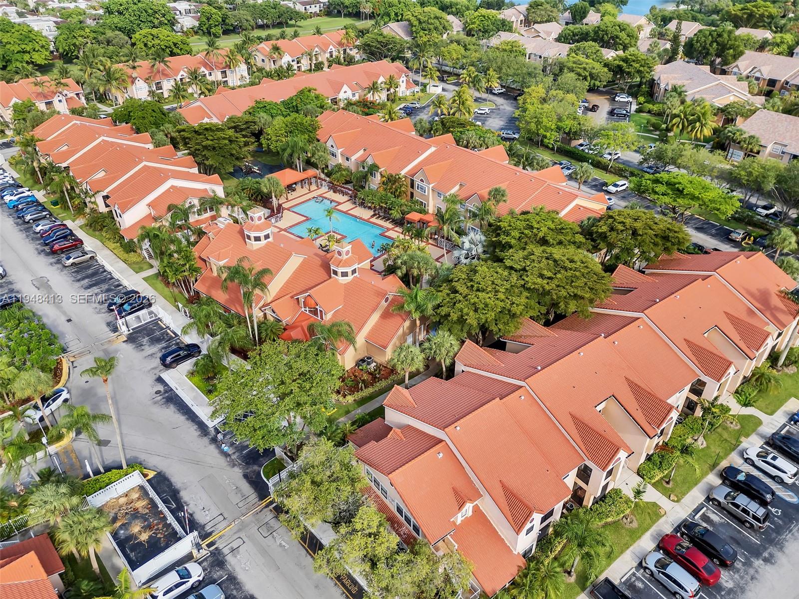 BISCAYNE BEACH CLUB CONDO - Residential