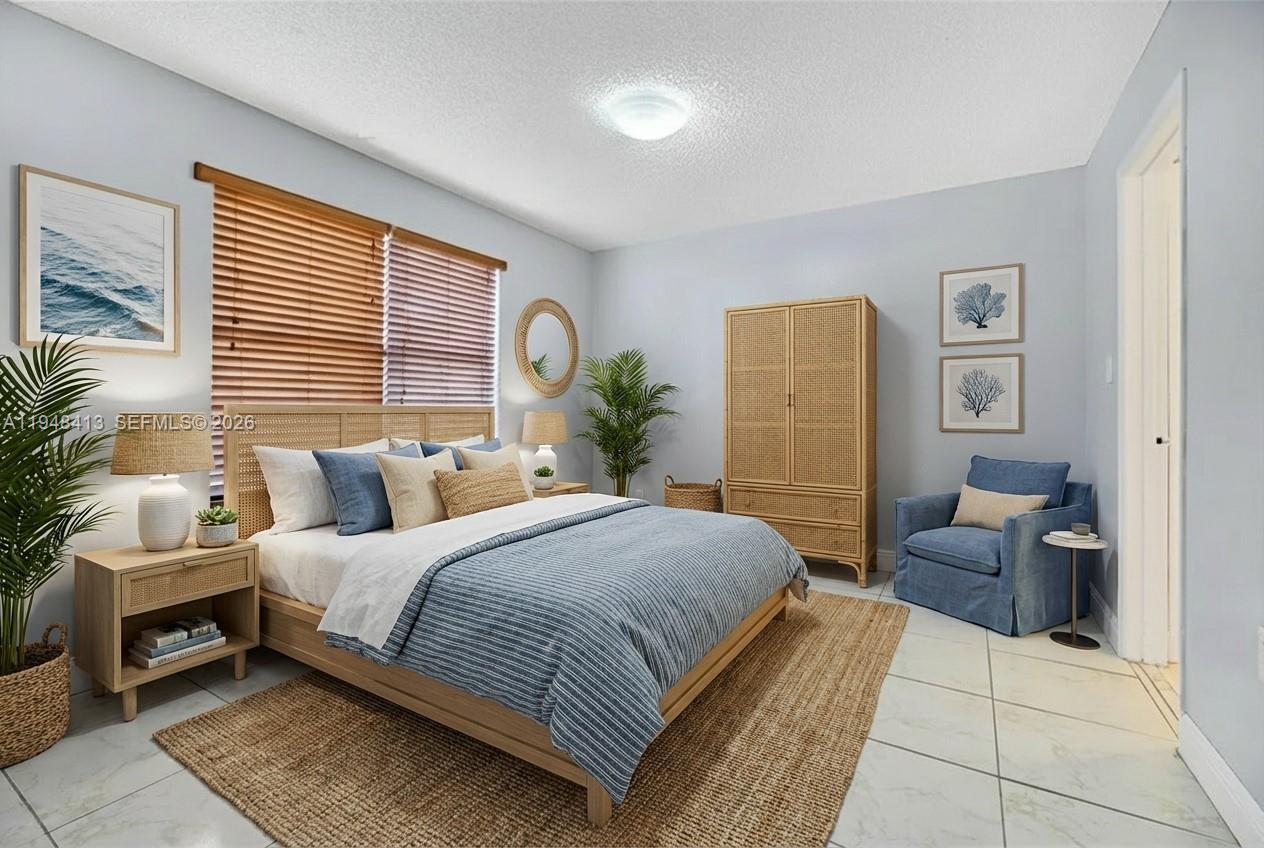 BISCAYNE BEACH CLUB CONDO - Residential