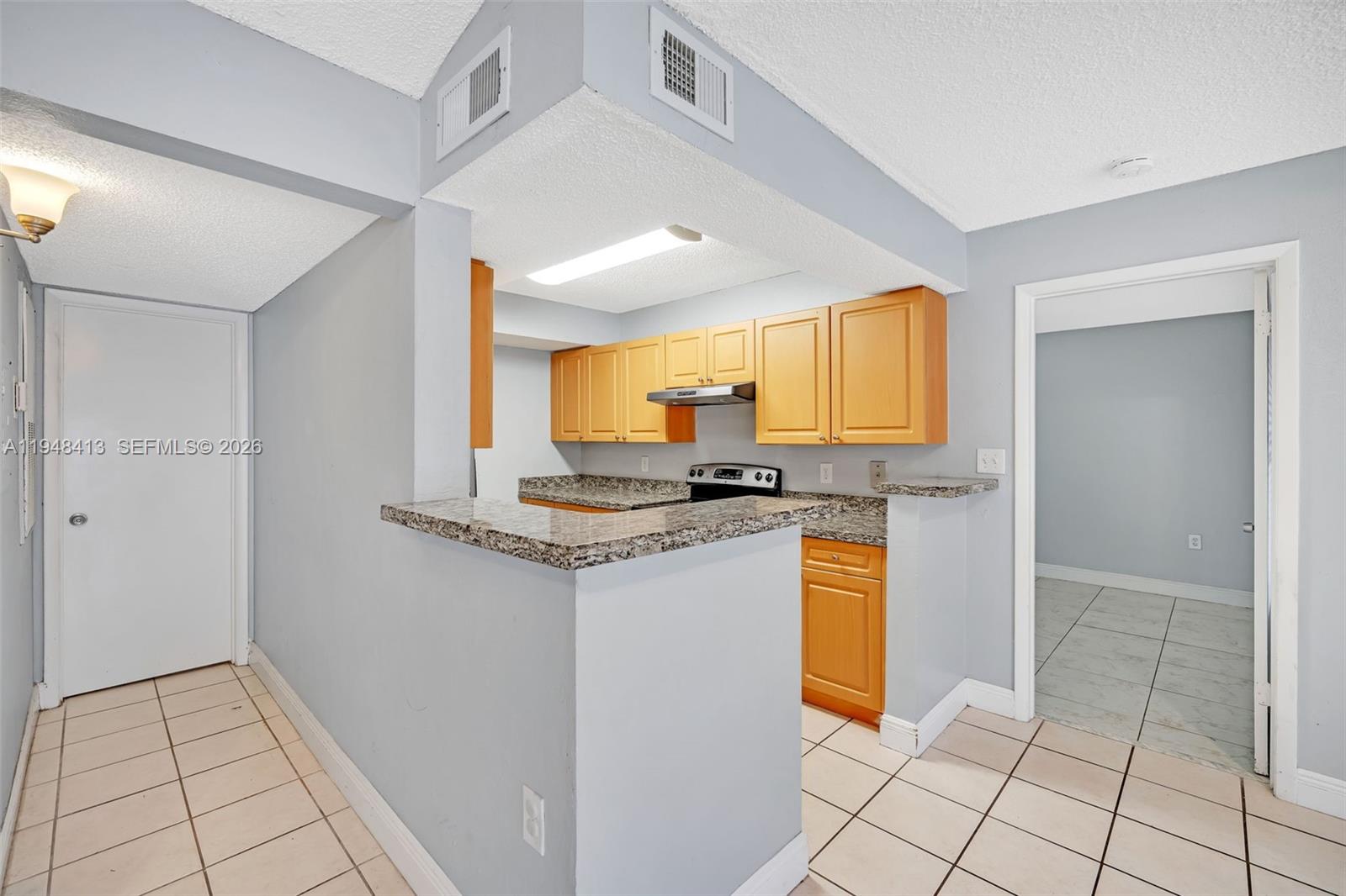 BISCAYNE BEACH CLUB CONDO - Residential