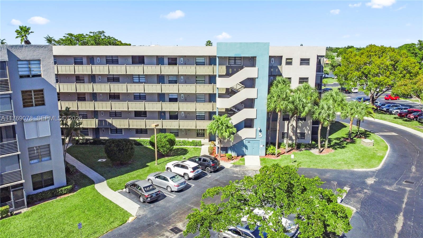 COLONY POINT 5 CONDO - Residential