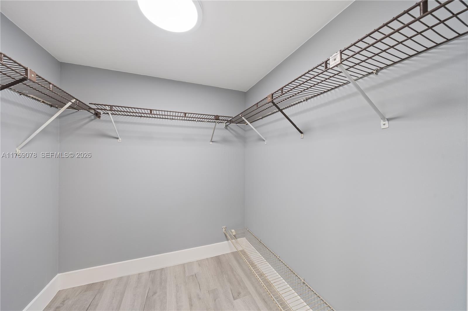 COLONY POINT 5 CONDO - Residential