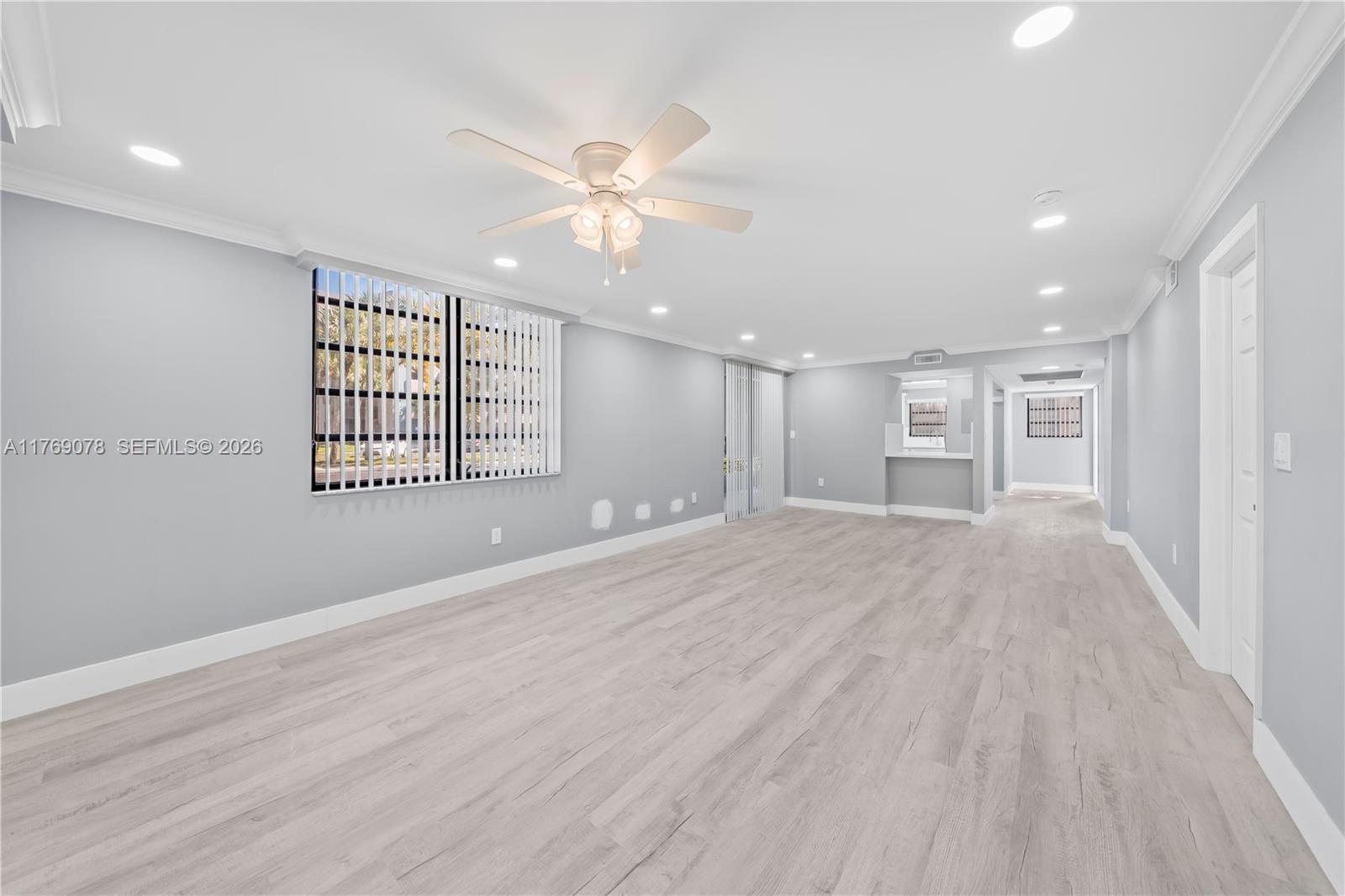 COLONY POINT 5 CONDO - Residential