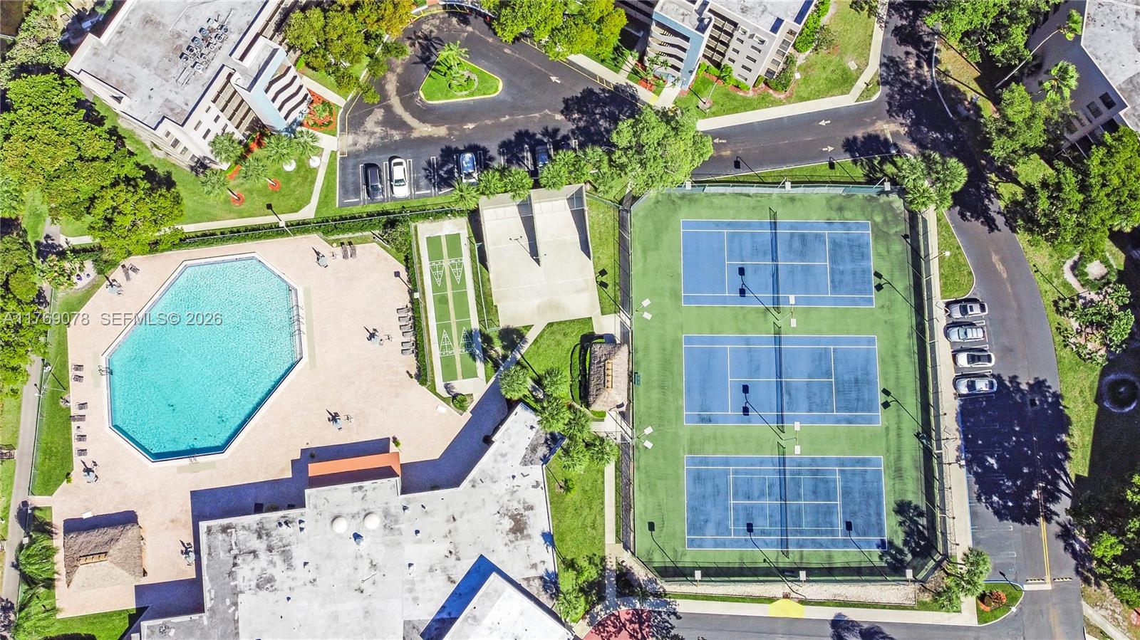 COLONY POINT 5 CONDO - Residential