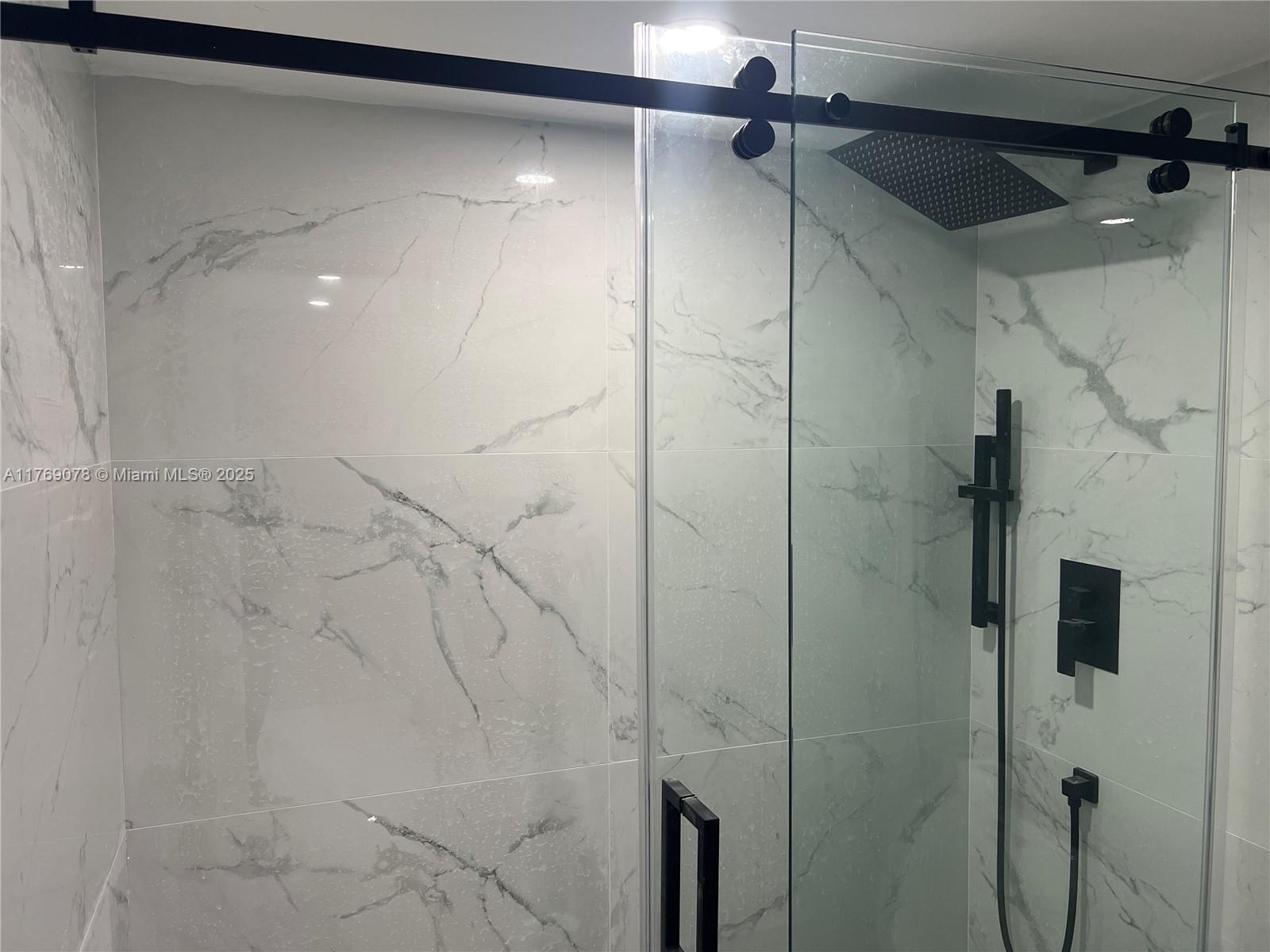 COLONY POINT 5 CONDO - Residential