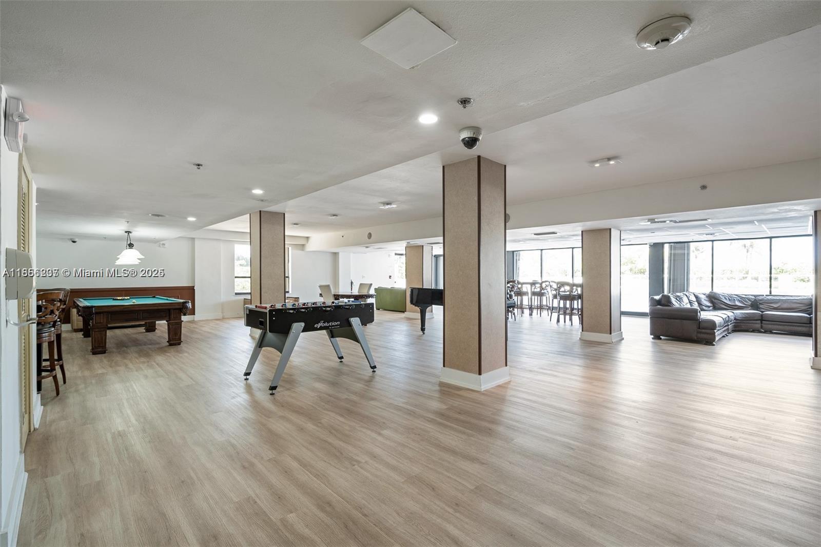 THE PLAZA OF BAL HARBOUR - Residential Lease
