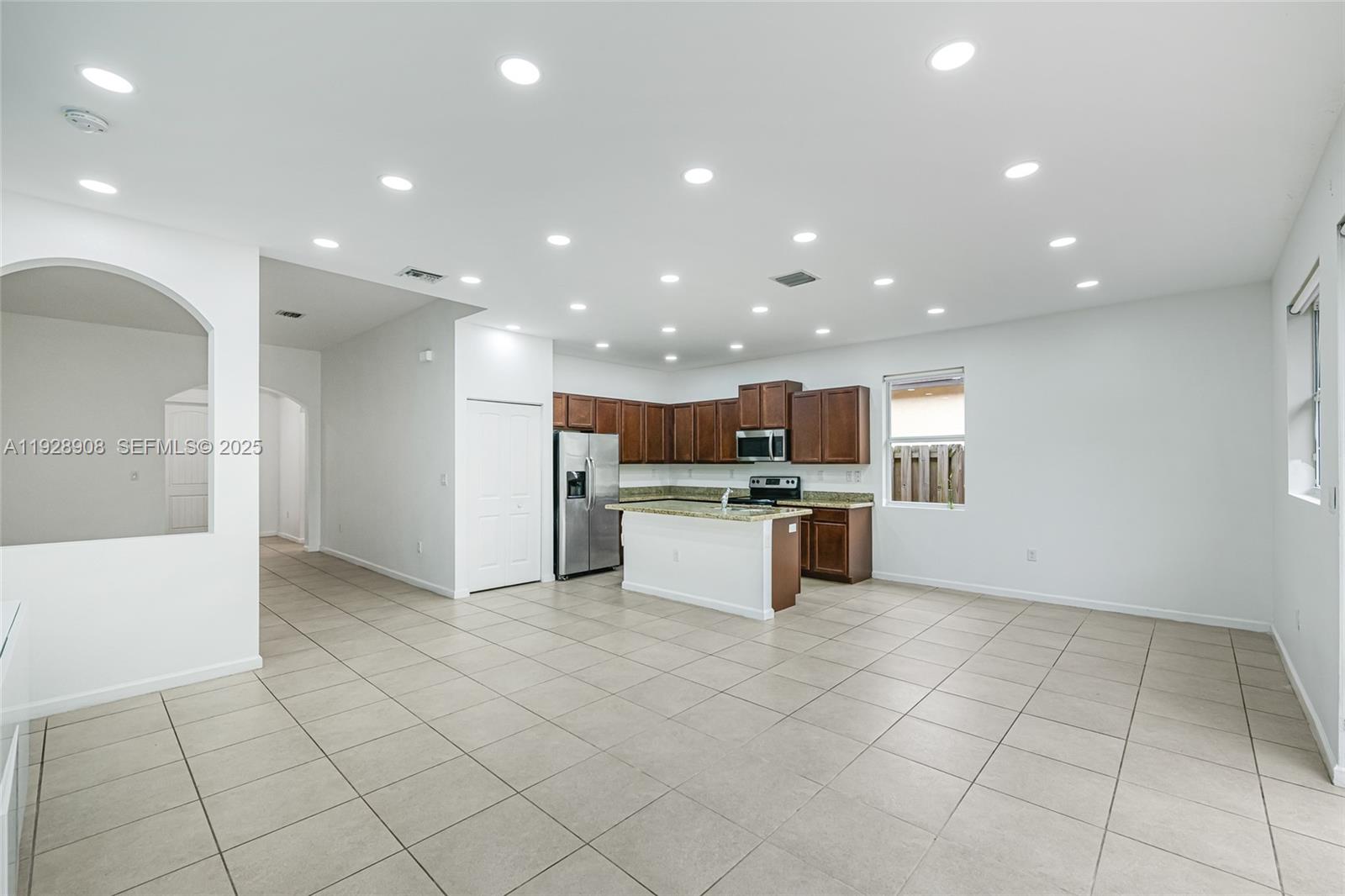 HEMINGWAY POINT - Residential