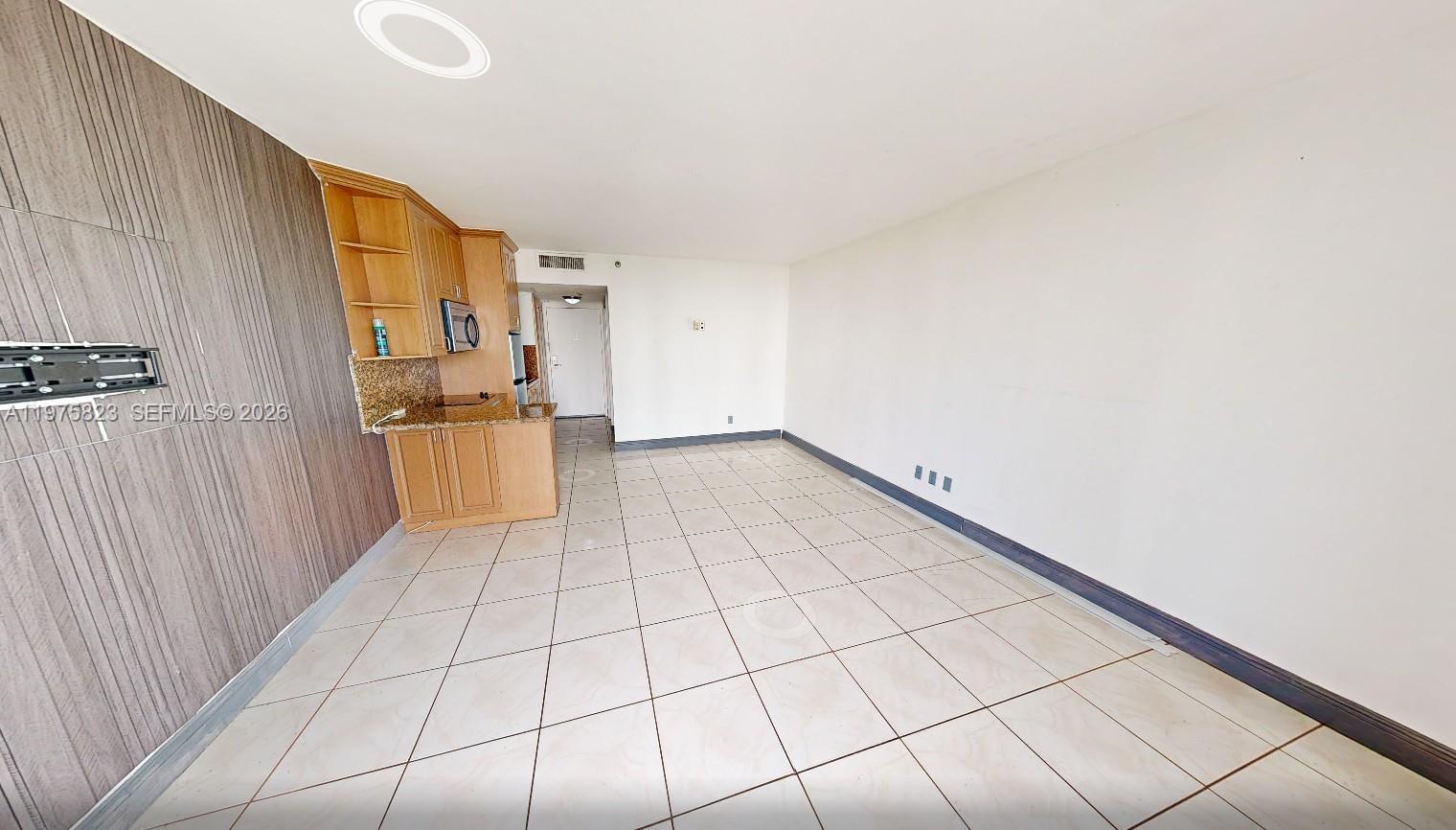 AVENTURA BEACH CLUB - Residential Lease