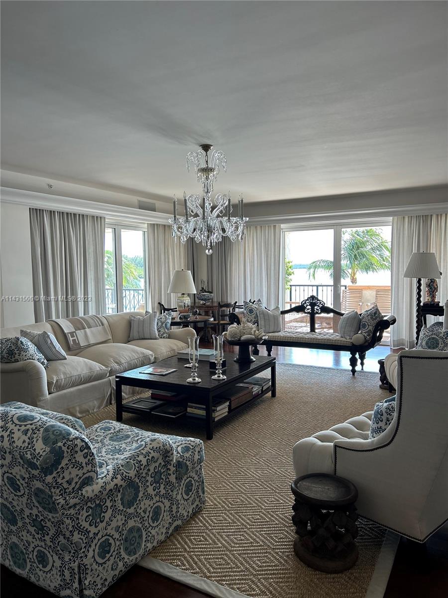 BAYVIEW AT FISHER ISLAND - Residential