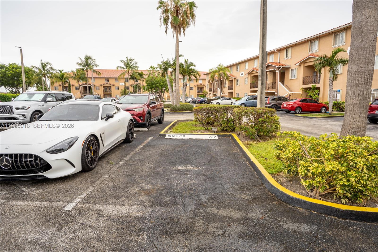 POINCIANA LAKES VILLAS CO - Residential