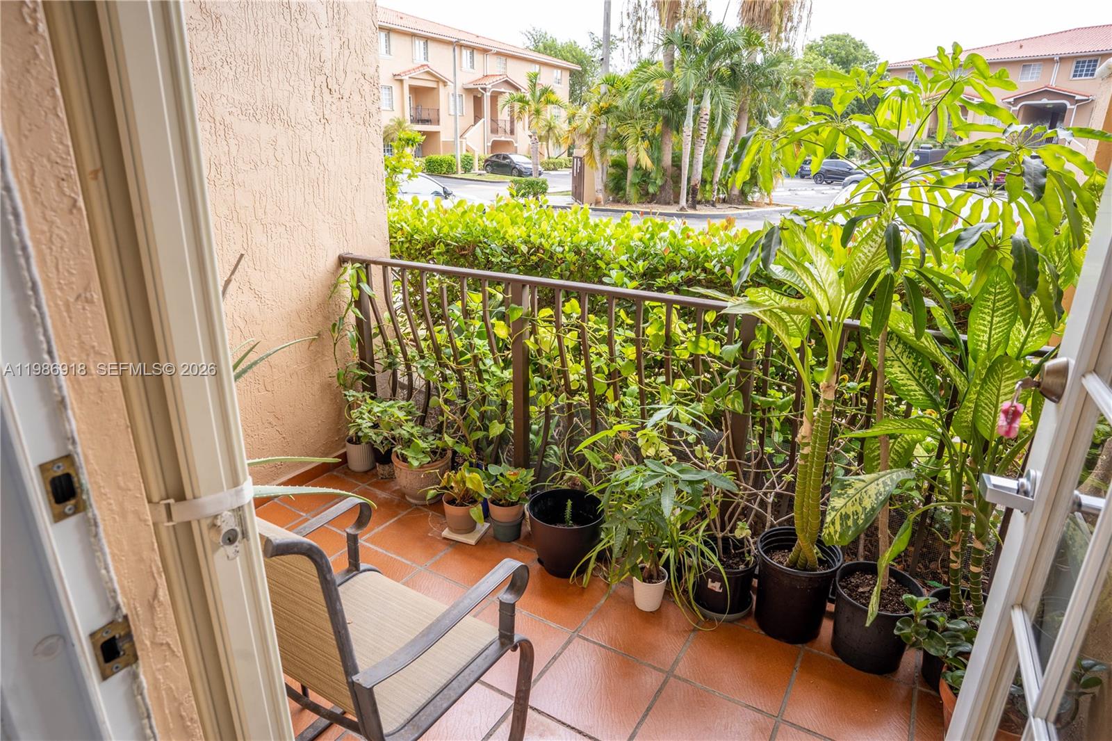 POINCIANA LAKES VILLAS CO - Residential