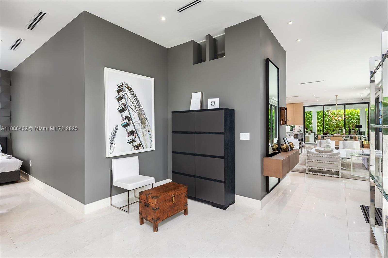 BRENTWOOD - Residential Lease