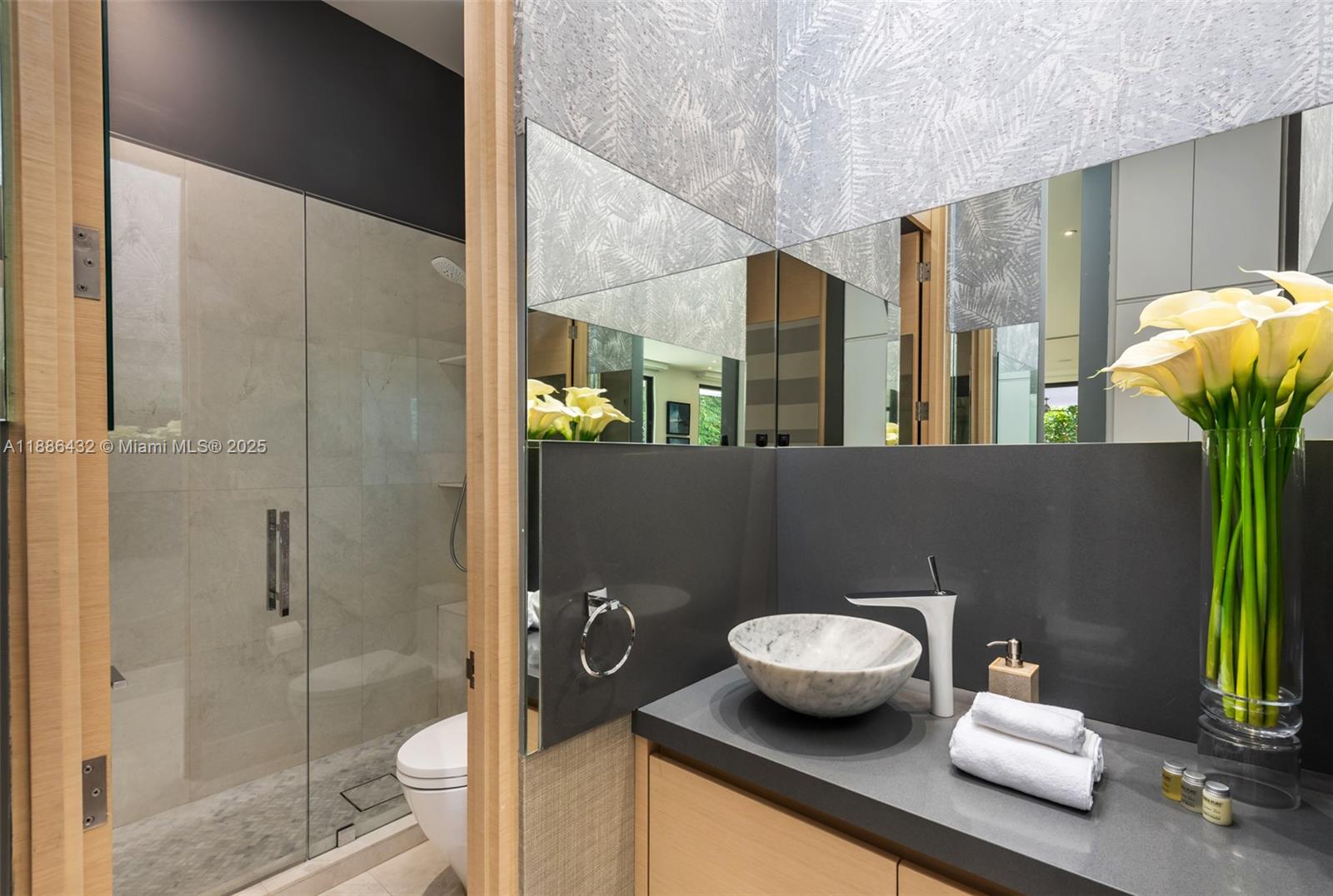 BRENTWOOD - Residential Lease