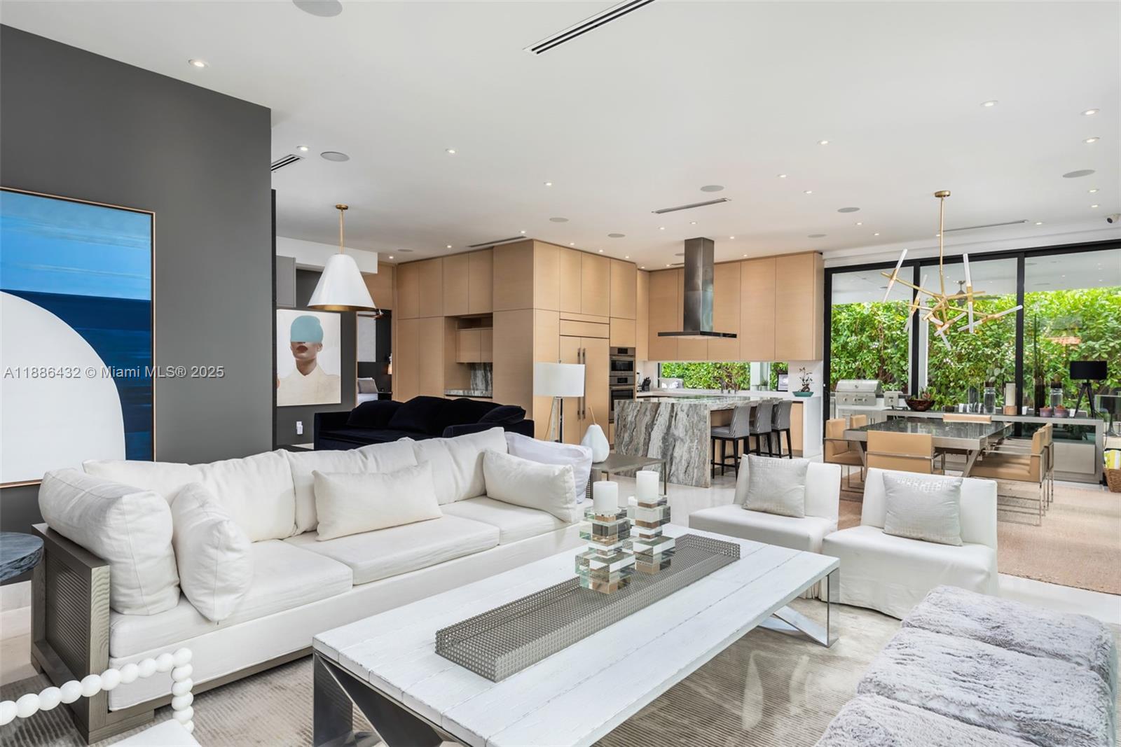 BRENTWOOD - Residential Lease