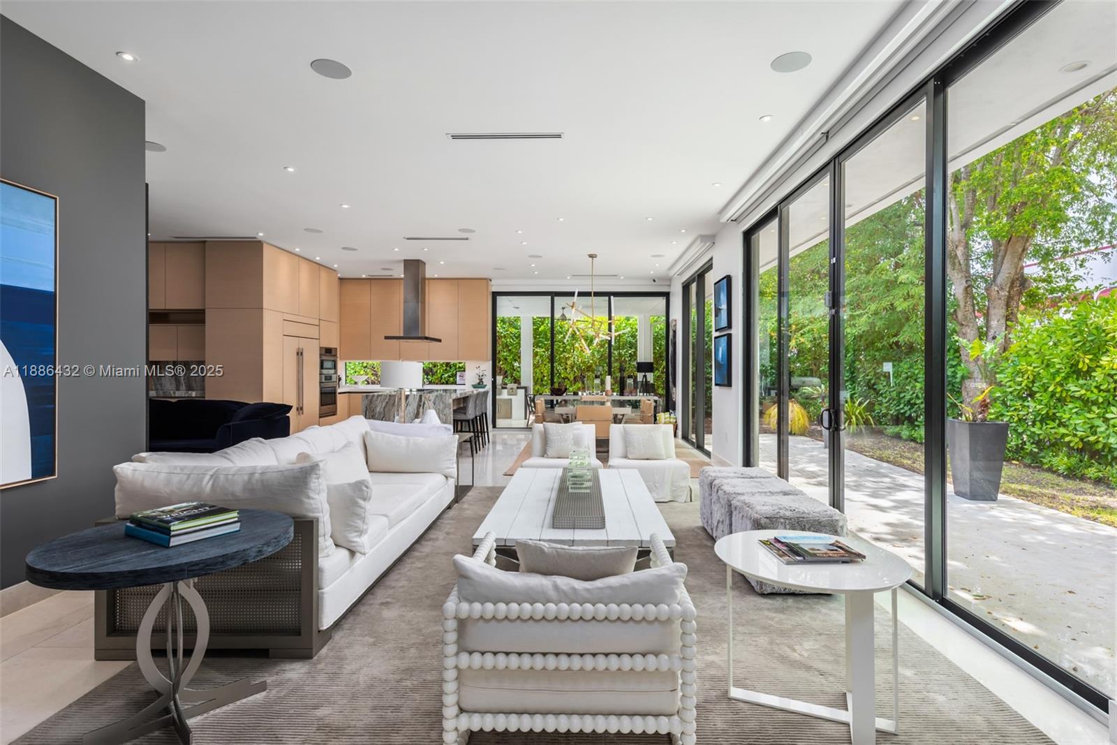 BRENTWOOD - Residential Lease