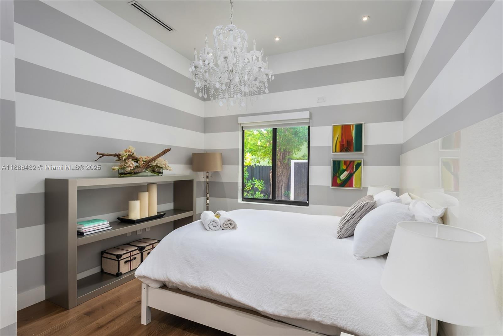 BRENTWOOD - Residential Lease