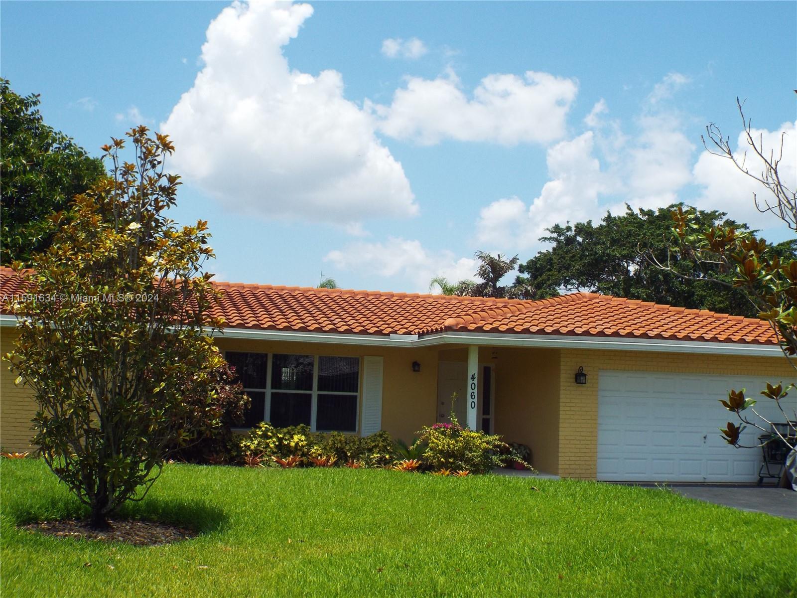 4060 Nw 113th Ave, Coral Springs, Broward County, Florida - 3 Bedrooms  
2 Bathrooms - 