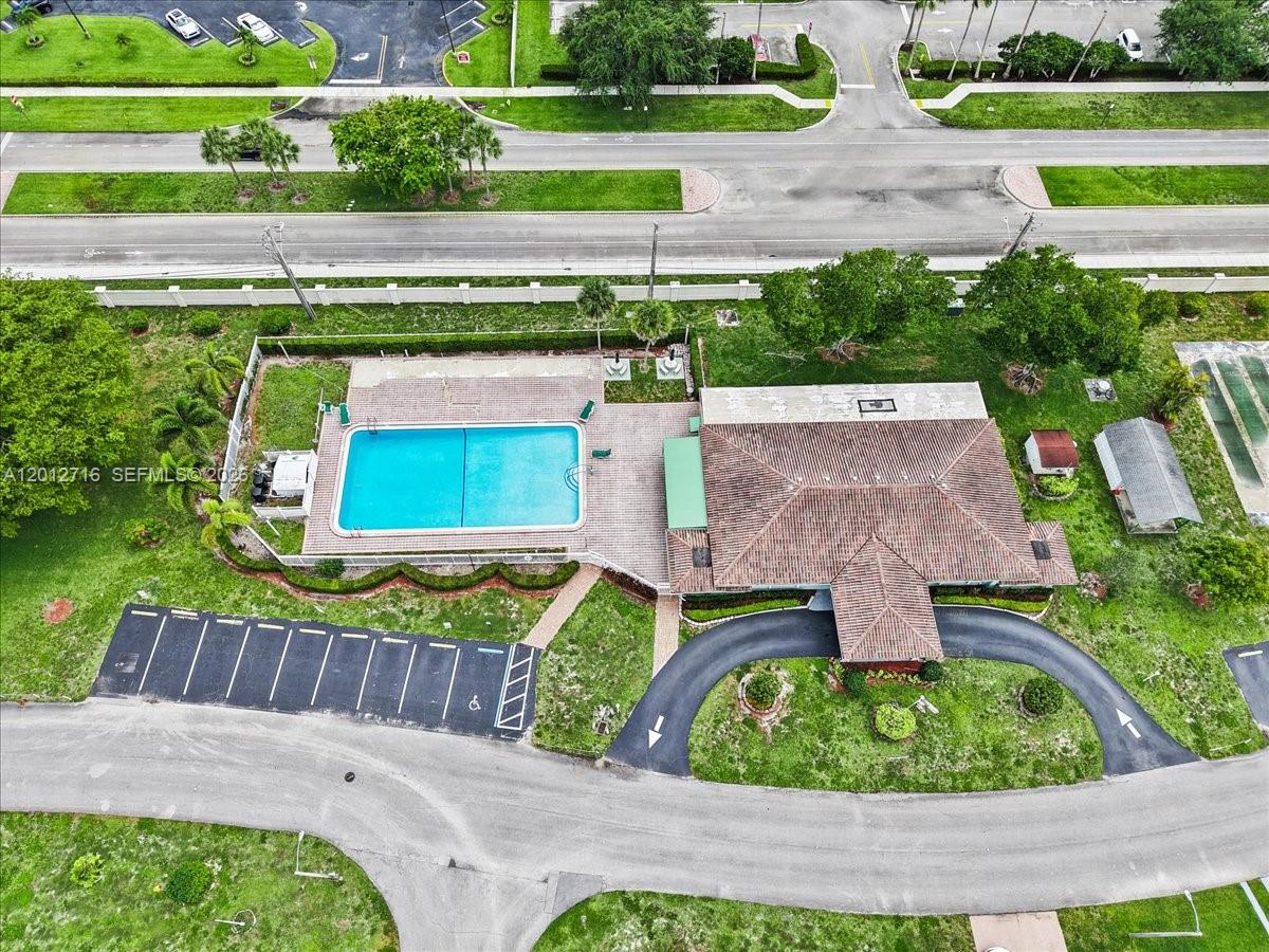 MAINLANDS OF TAMARAC LAKE - Residential