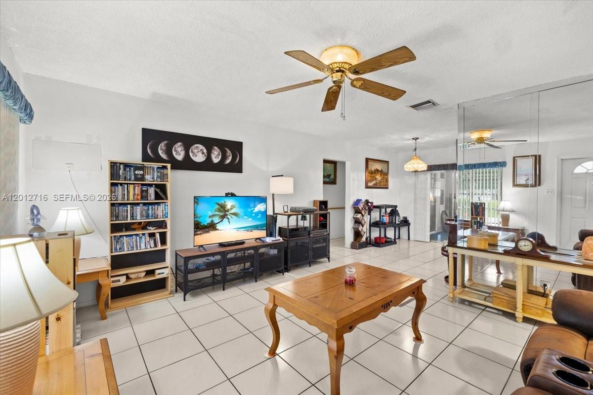 MAINLANDS OF TAMARAC LAKE - Residential
