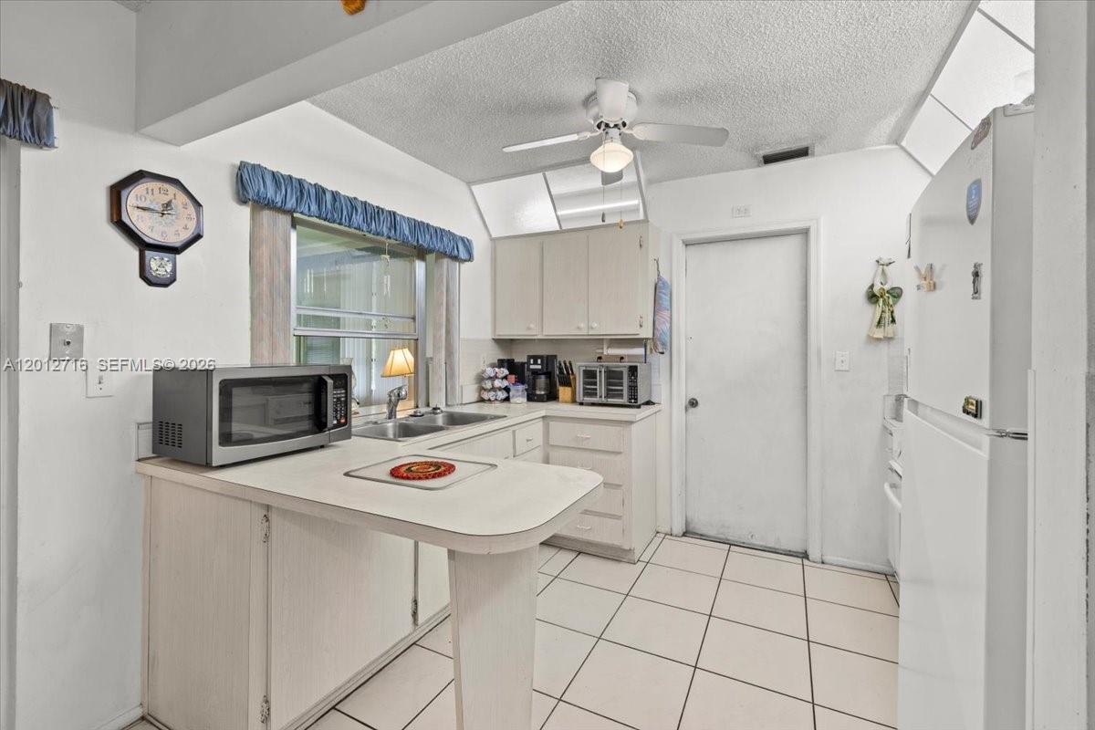 MAINLANDS OF TAMARAC LAKE - Residential