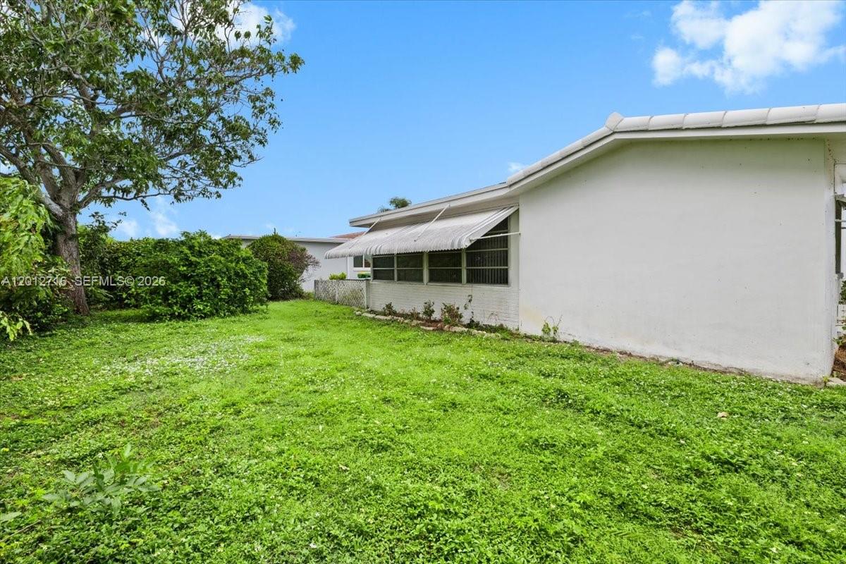 MAINLANDS OF TAMARAC LAKE - Residential