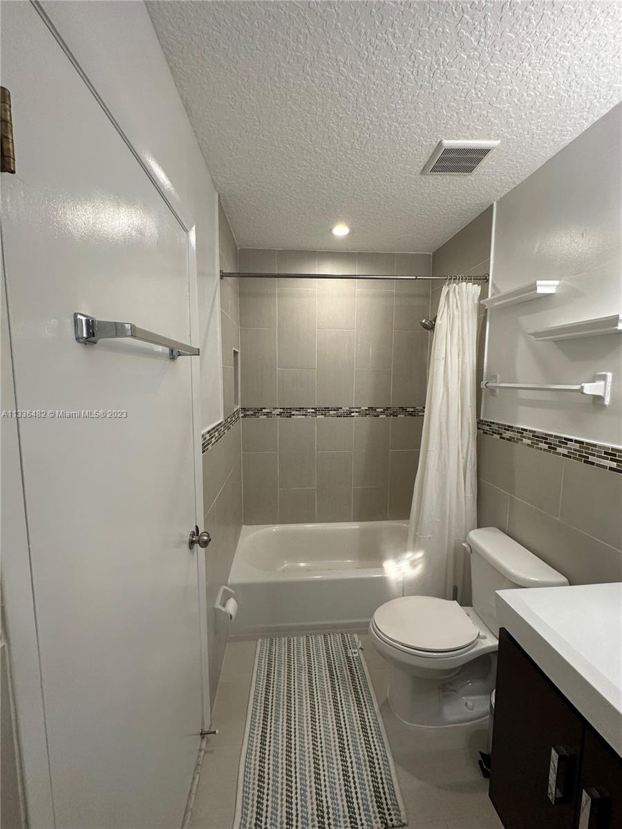 BIRD RD HIGHLANDS - Residential Lease