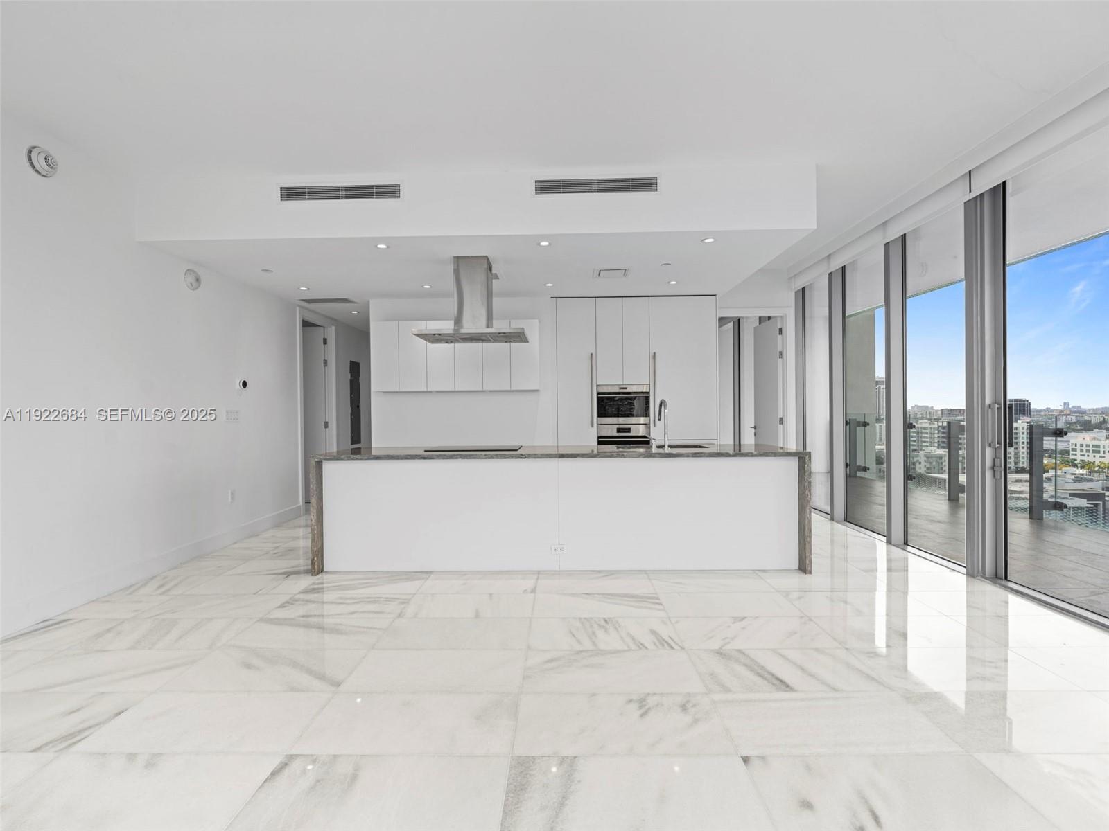 700 NE 26th Ter 1706