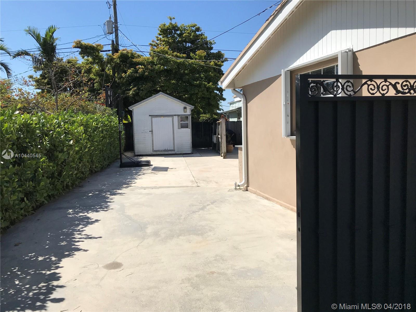 DARLINGTON MANOR - Residential