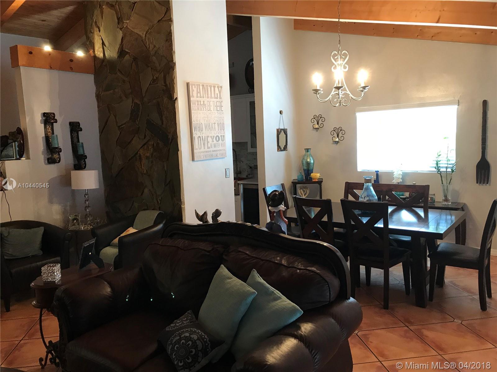 DARLINGTON MANOR - Residential