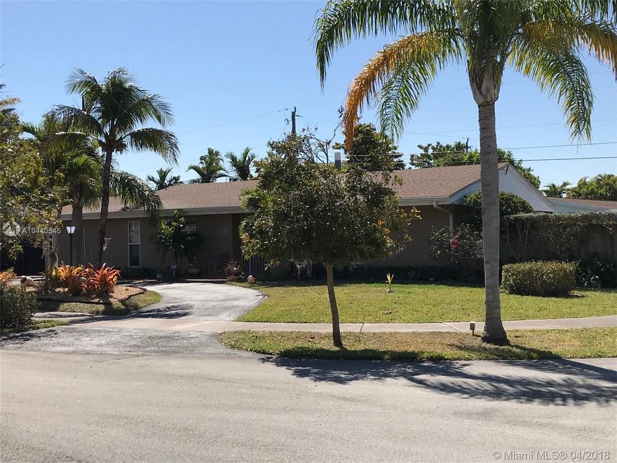 BEAUTIFUL SPACIOUS CORNER LOT  4/2 WITH PLAYROOM, AND ATTACHED INLAW QUARTERS  ALL WHICH COULD BE ADDITIONAL BEDROOMS.  NEW KITCHEN RECENTLY REMODELED SS APLIANCES QUARTZ COUNTER TOPS , NEW ROOF,  HURRICANE IMPACT WINDOWS FRONT OF HOME PANELS FOR REAR, POOL  WITH SPACIOUS DECK AND CHILD SAFETY FENCE, PRIVATE PARKING ON SIDE 40X15 FOR BOAT/RV.