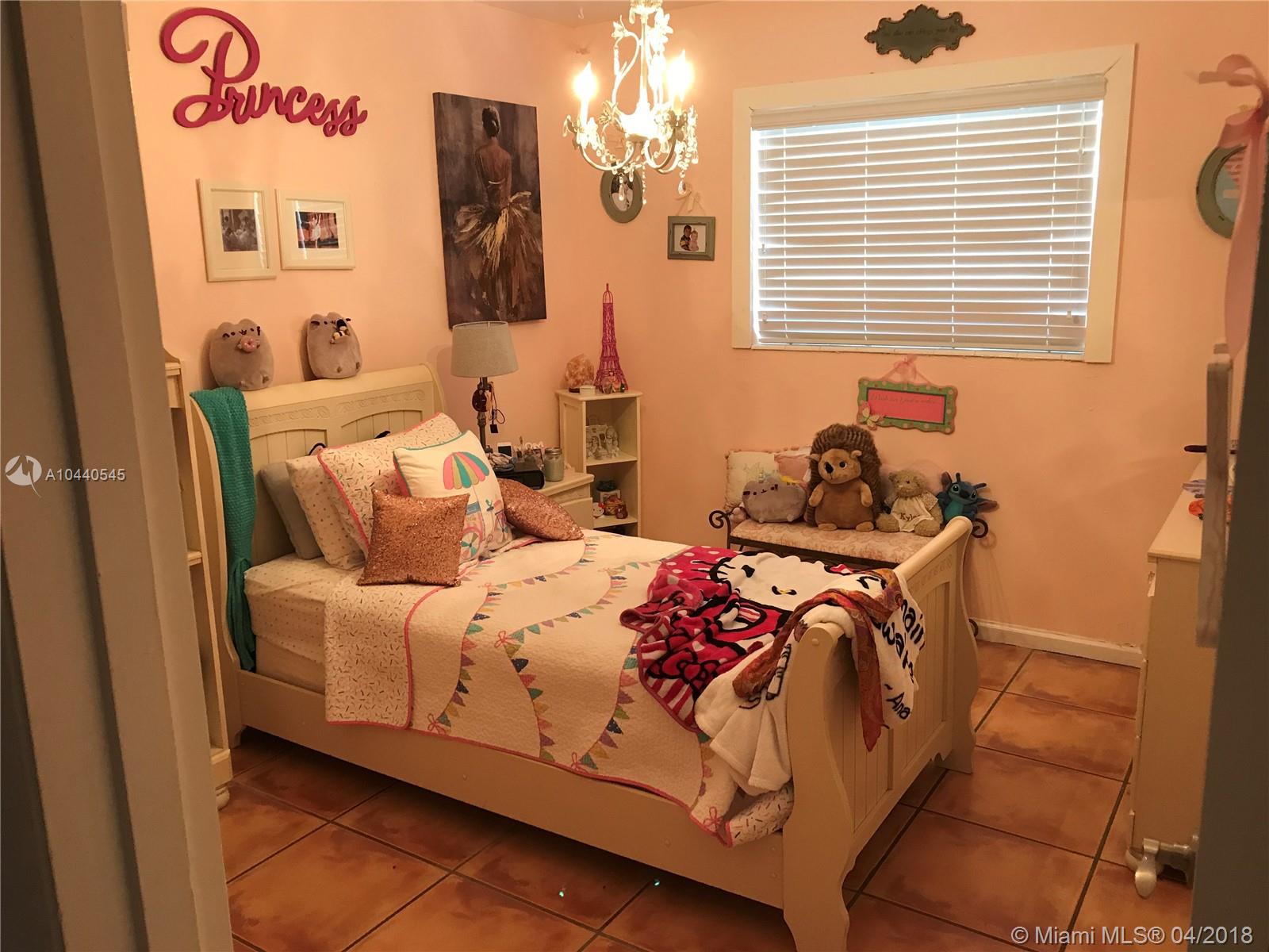 DARLINGTON MANOR - Residential