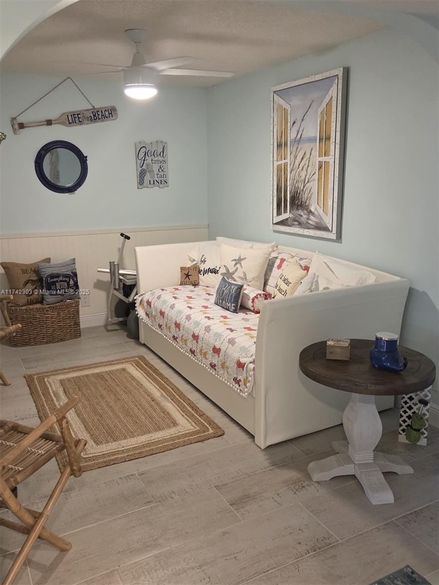 OCEAN HARBOUR CONDOMINIUM - Residential