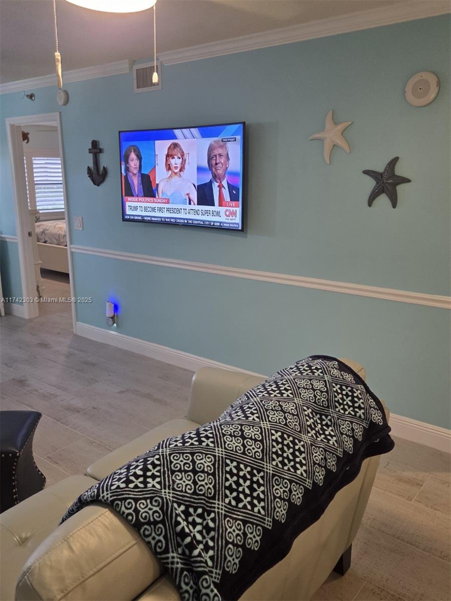 OCEAN HARBOUR CONDOMINIUM - Residential