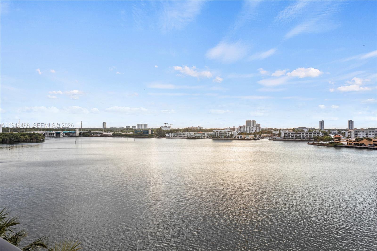 PORTO BELLAGIO CONDO - Residential