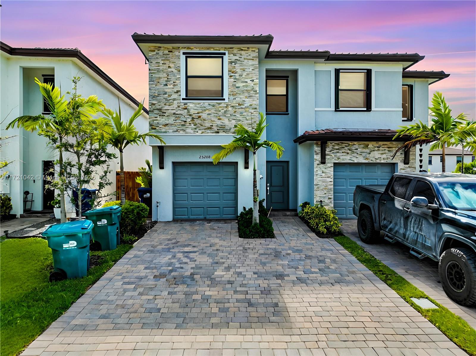 Property for Sale at 25208 Sw 107th Ave, Homestead, Miami-Dade County, Florida - Bedrooms: 3 
Bathrooms: 3  - $499,990
