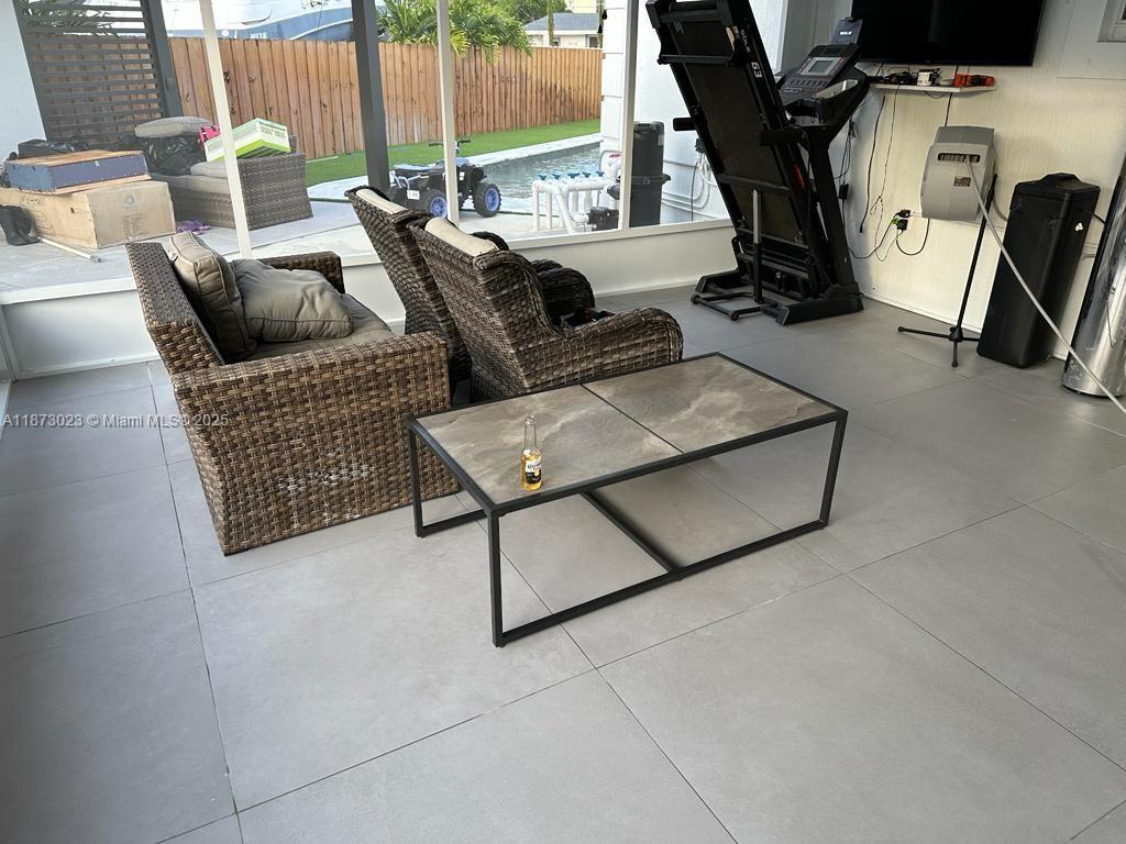 CAROL CITY 3RD ADDN - Residential