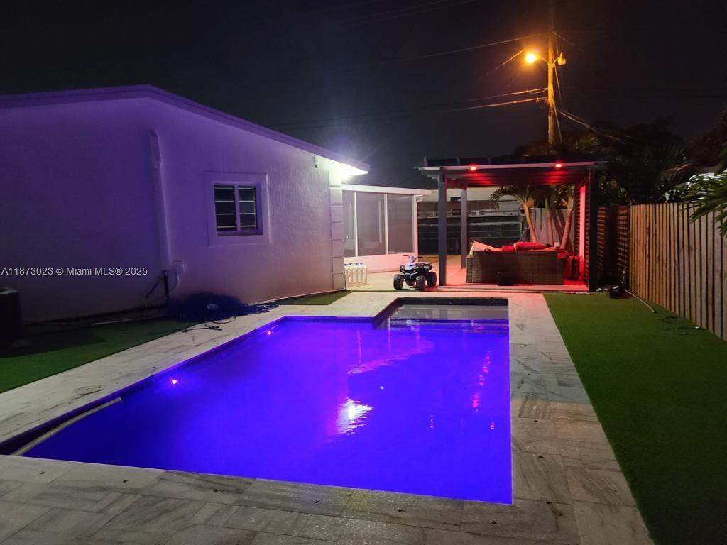 CAROL CITY 3RD ADDN - Residential