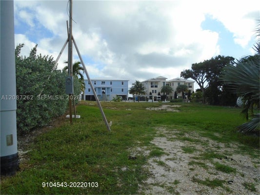 556 SOMBRERO BEACH RD, MARATHON, FL 33050 - Image 9c05c71c054bc0df3d7eaddc18c991d6/2264489903