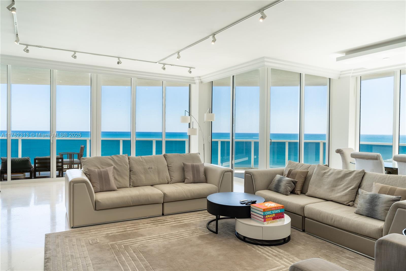 BELLINI CONDO - Residential