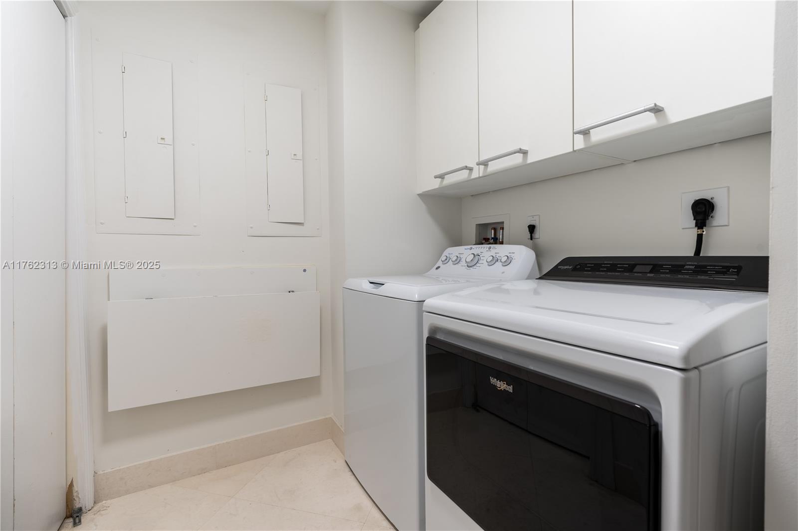 BELLINI CONDO - Residential