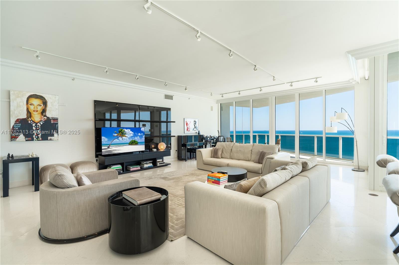 10225 Collins Ave 802