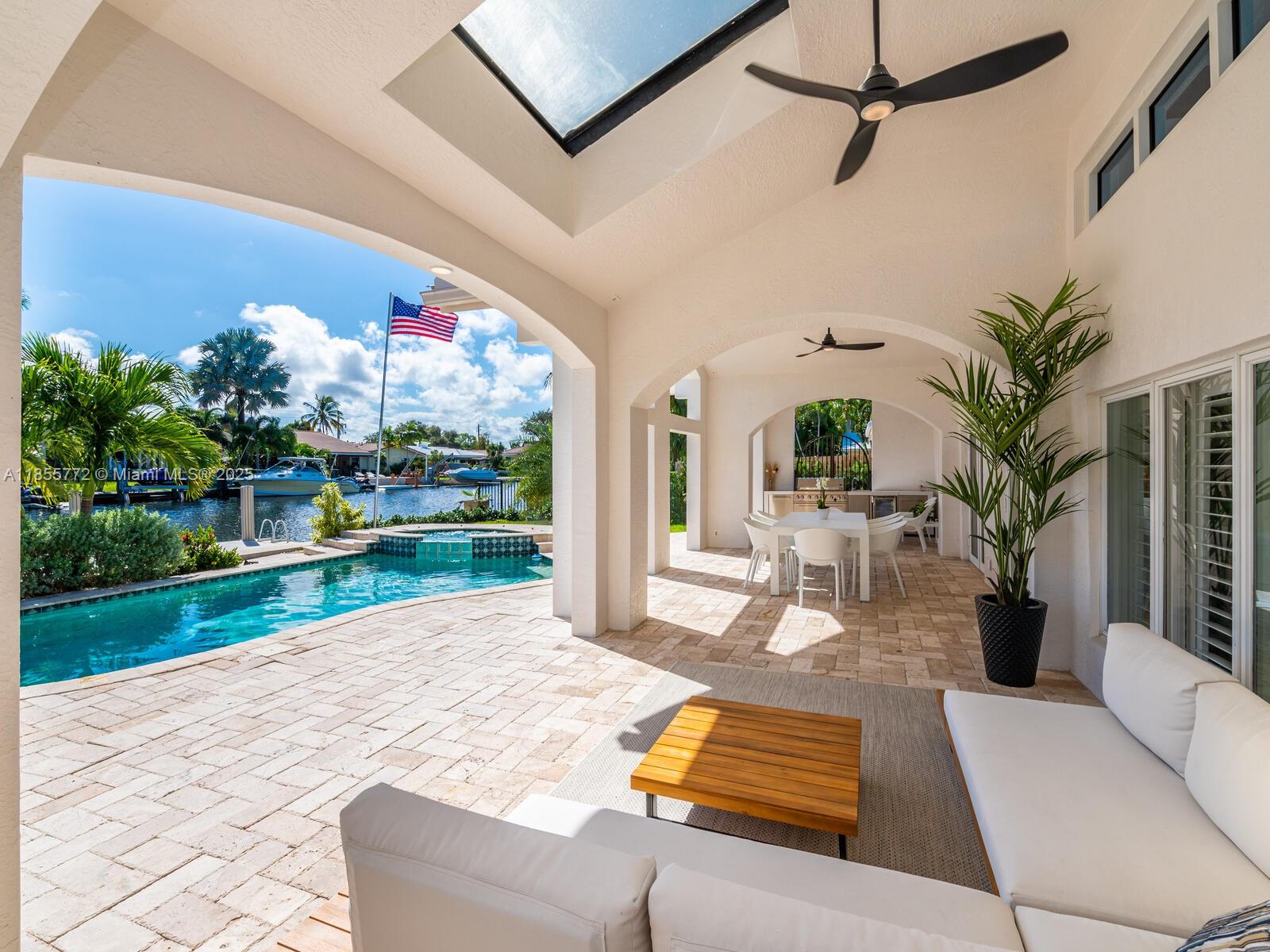 LAUDER GATE ISLES - Residential Lease