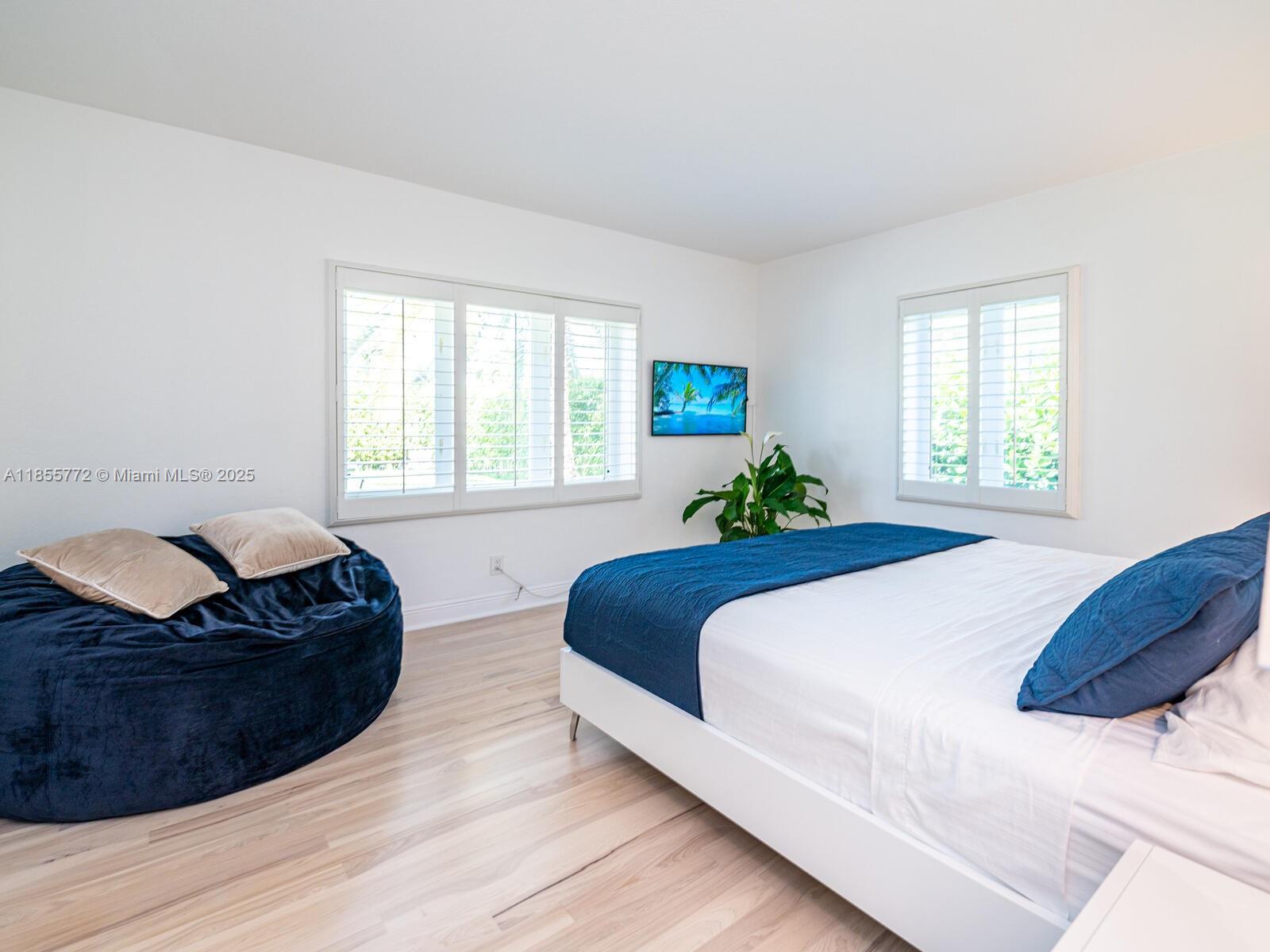 LAUDER GATE ISLES - Residential Lease