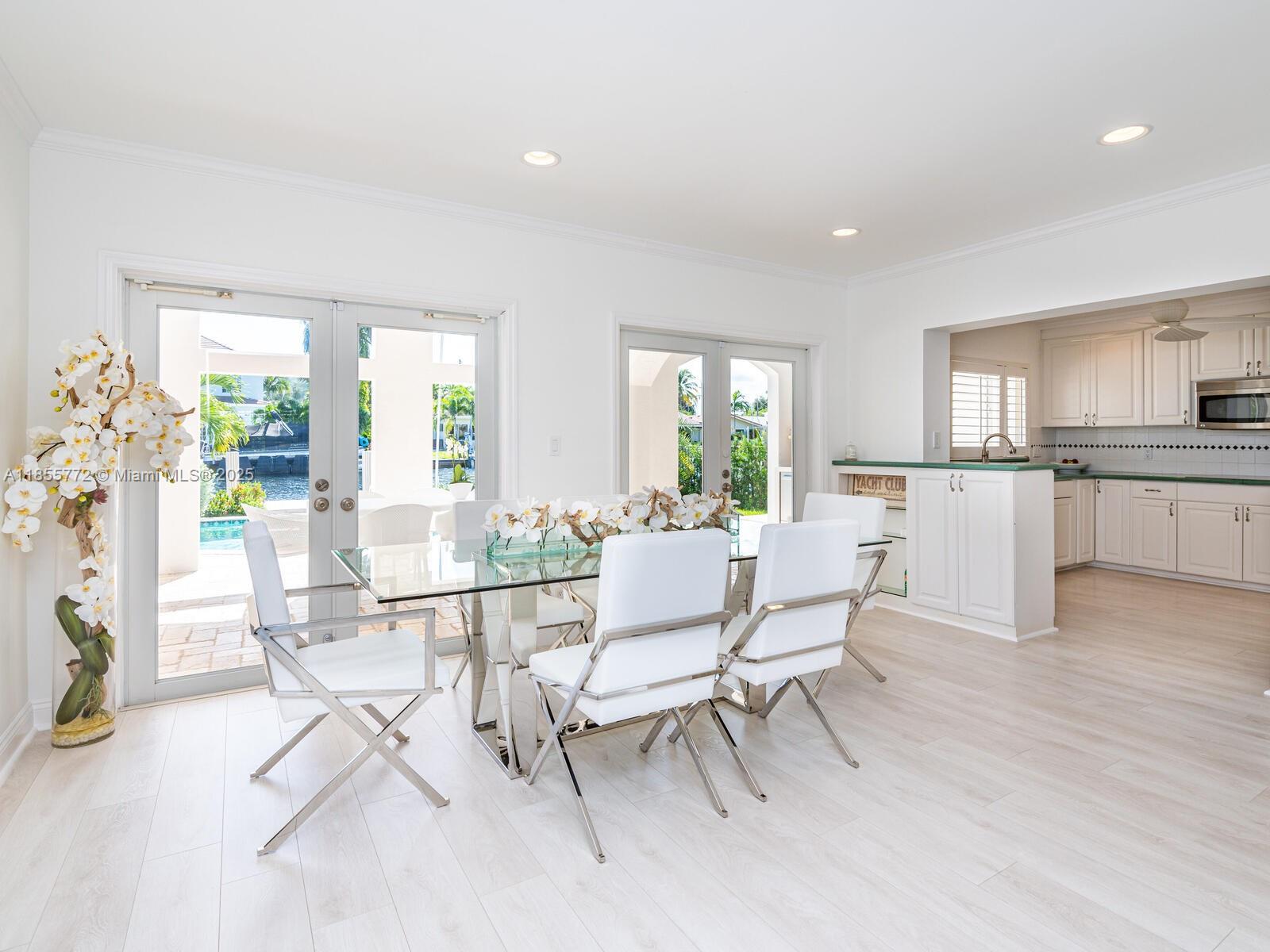 LAUDER GATE ISLES - Residential Lease