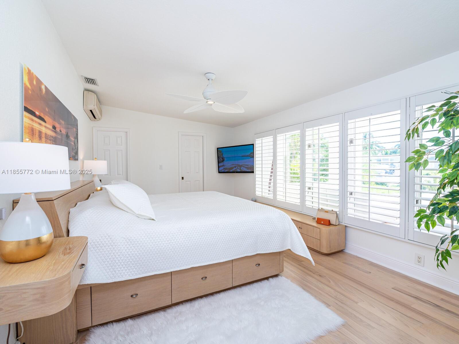 LAUDER GATE ISLES - Residential Lease