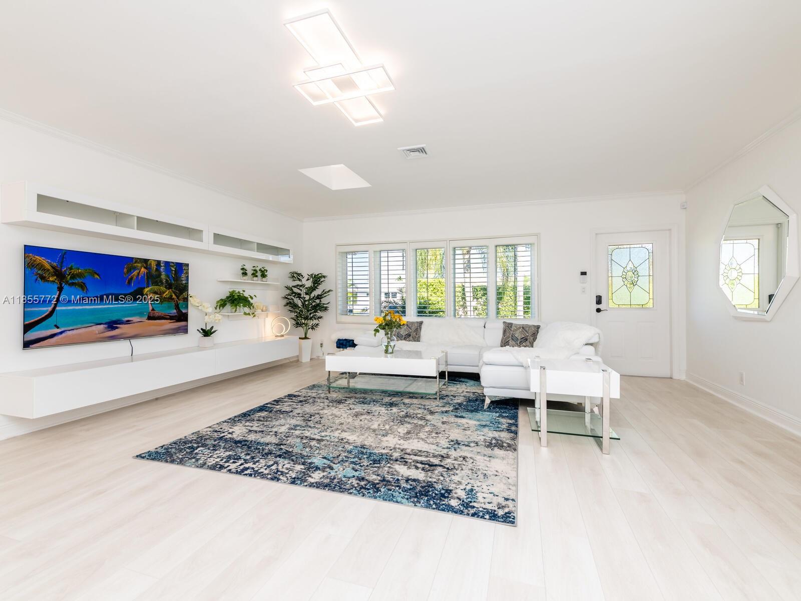 LAUDER GATE ISLES - Residential Lease