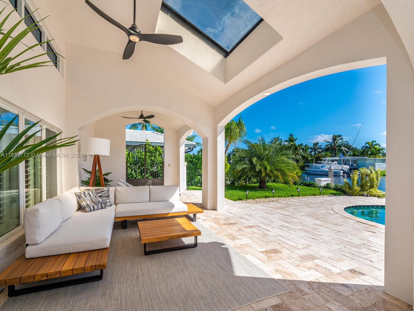 LAUDER GATE ISLES - Residential Lease